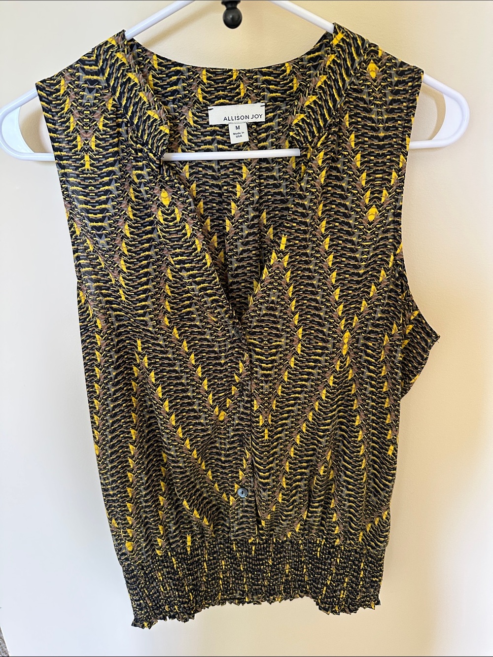 Allison Joy Black and Yellow Patterned Sleeveless V-Neck Top